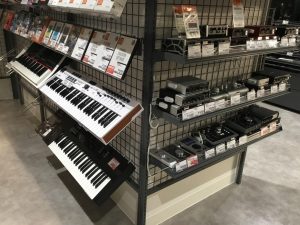 【島村楽器梅田ロフト店】DTM・MIDIキーボード・オーディオインターフェース取り扱い一覧
