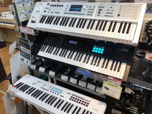 あなたはどちらのシンセサイザー？ローランド「FA-06」vsコルグ「KROSS2」徹底比較してみました！