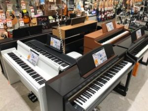 中古電子ピアノ展示・販売しております！