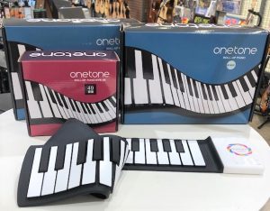 【新商品】お待たせしました！ロールピアノが入荷しました！