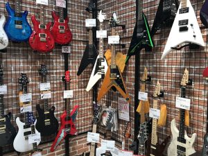 メタラー必見！！変形ギター続々入荷してます！