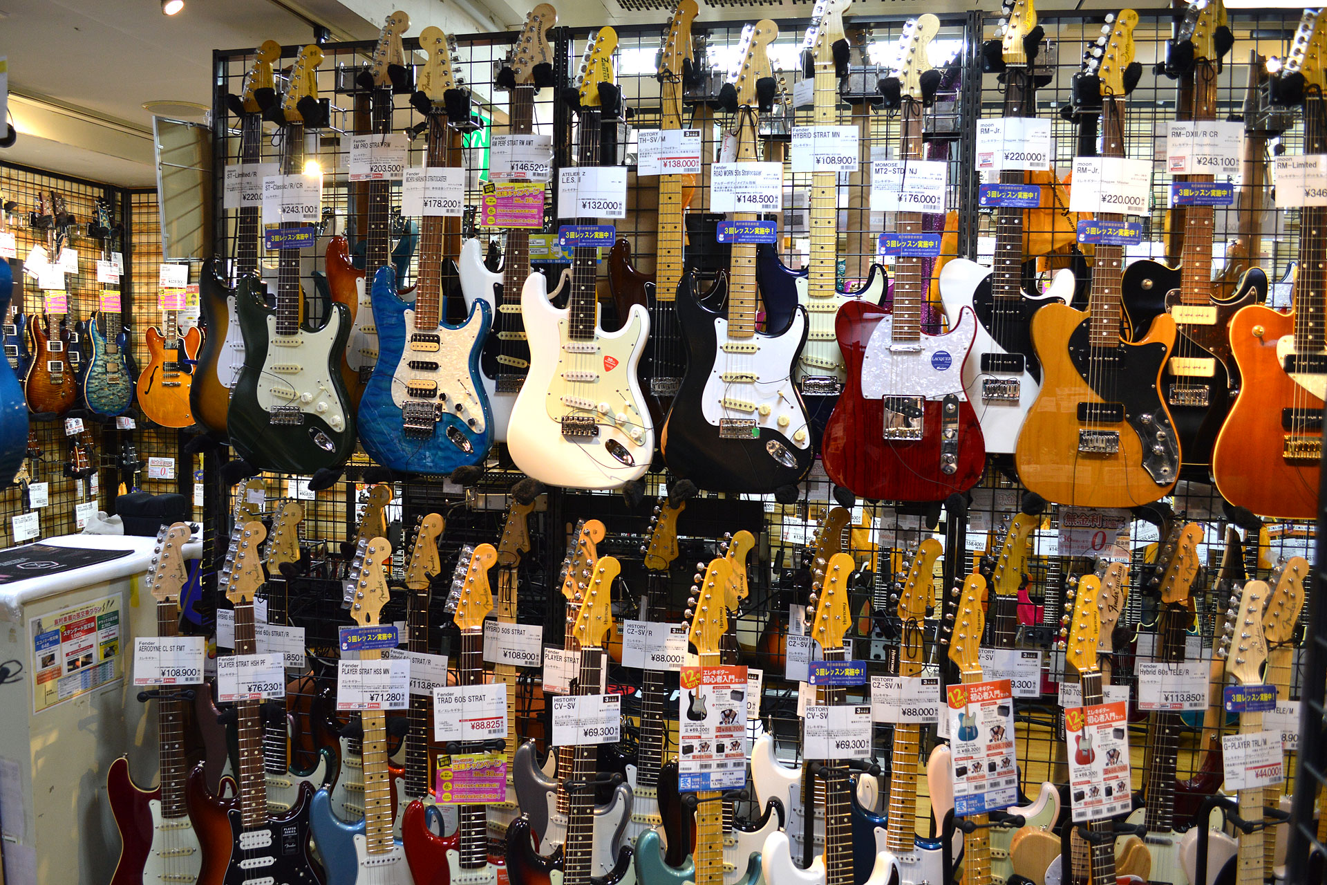 【エレキギター】Fender（フェンダー）大特集 Vol.1 ストラトキャスター編【デジマート 島村楽器 三宮オーパ店 掲載情報】