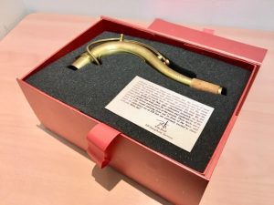 交換するだけでヴィンテージサウンド？！KBサックスネック！