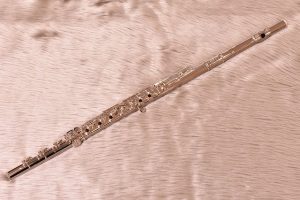 Muramatsuフルート PTPRHE リッププレート彫刻入りモデル