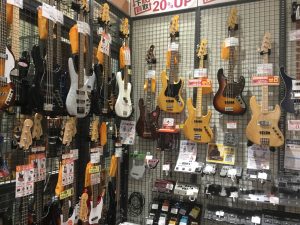 初心者さん必見！これ用意すれば間違いなし！！【エレキベース編】