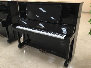 【中古アップライトピアノ】YAMAHA UX5 （1983年製）