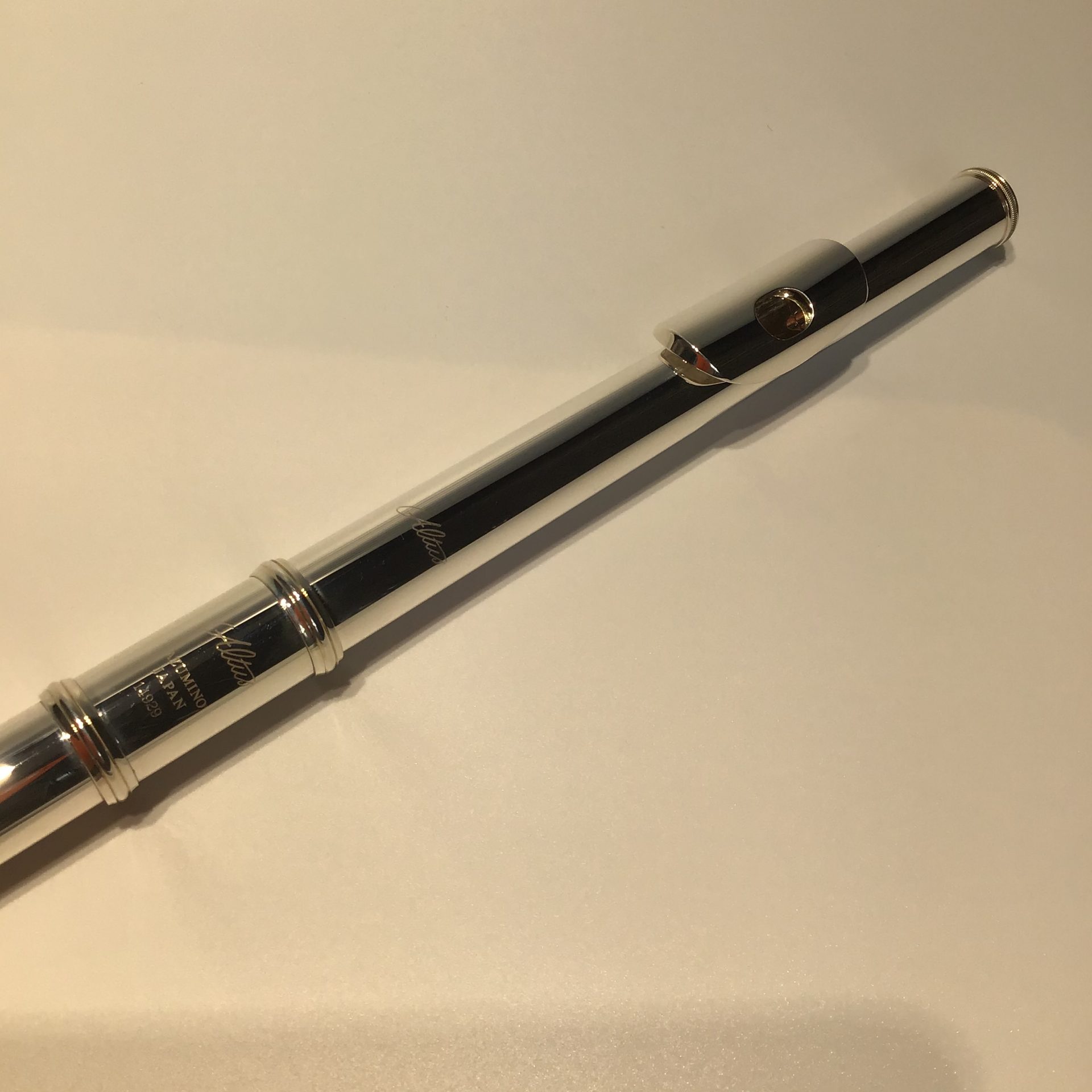 【管楽器】アルタスフルート、総銀性モデルA1307RE入荷！！