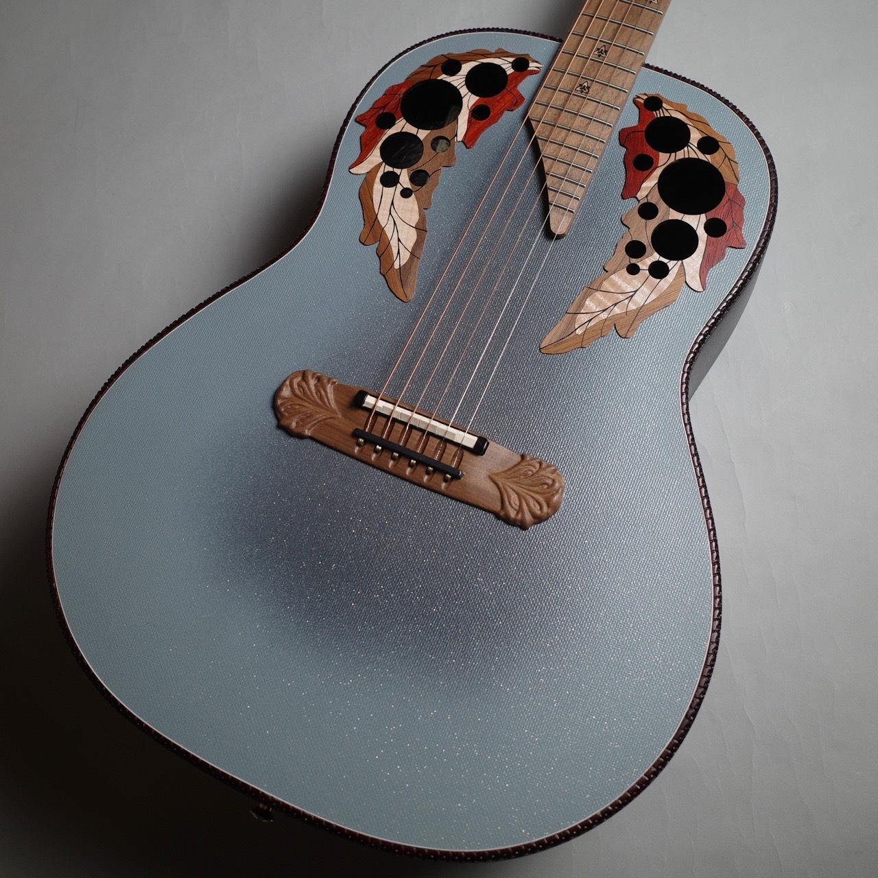 【商品紹介】Ovation Adamas 1687GT-8 REV BBSTご覧ください！