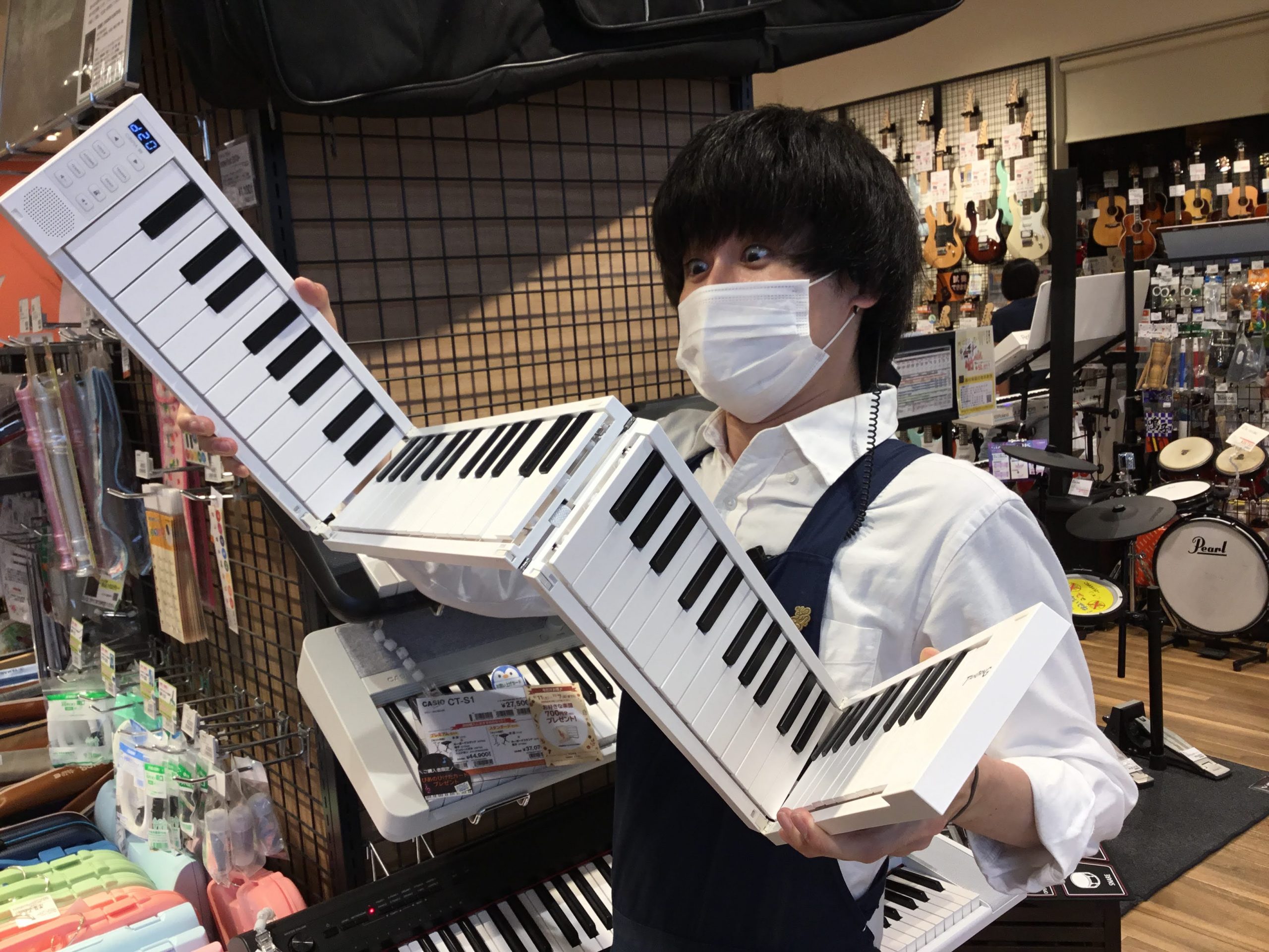 折りたためる電子ピアノ！？「ORIPIA88」展示しております