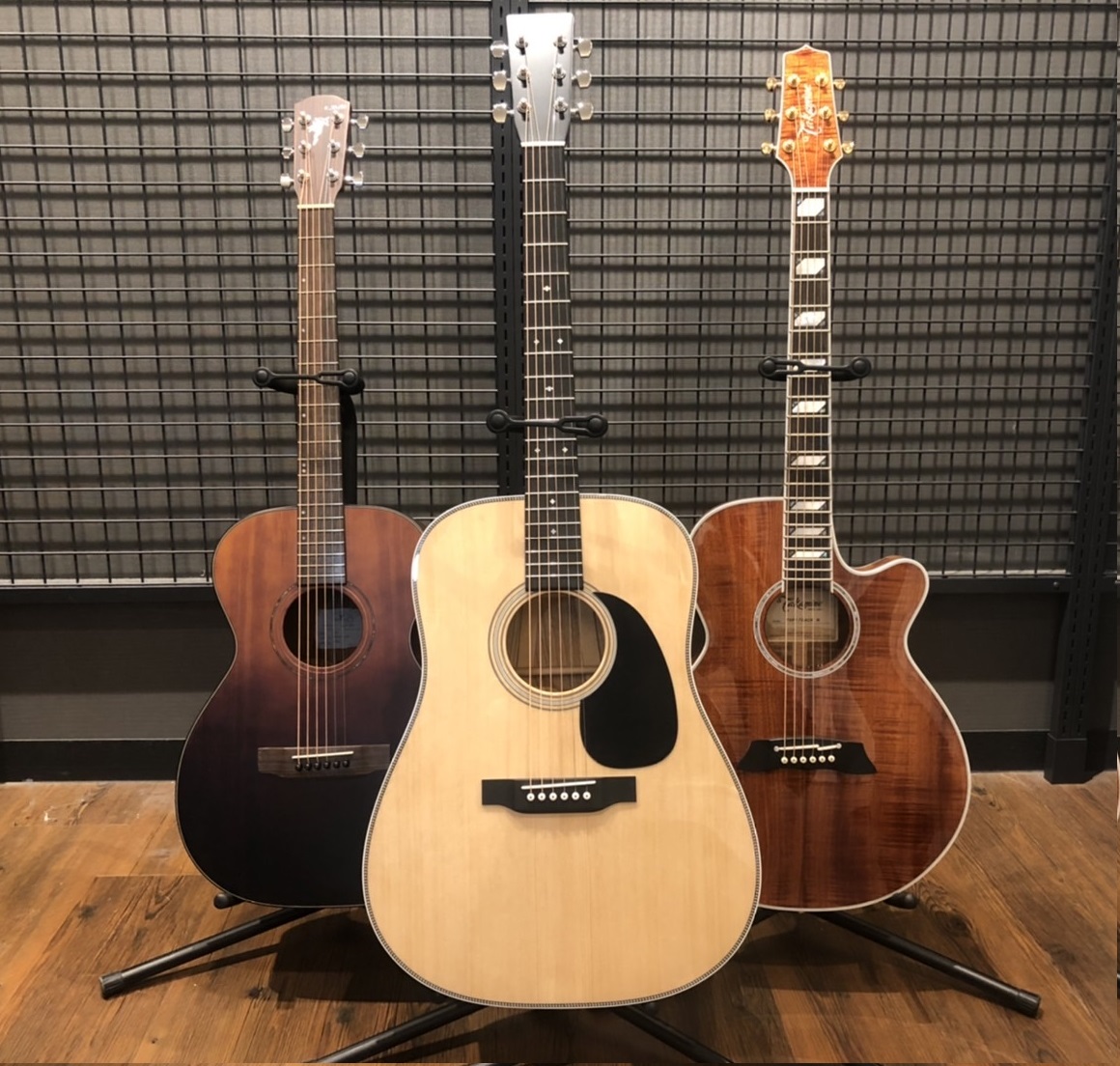 【アコースティックギター】10万担当オススメのギターをご紹介