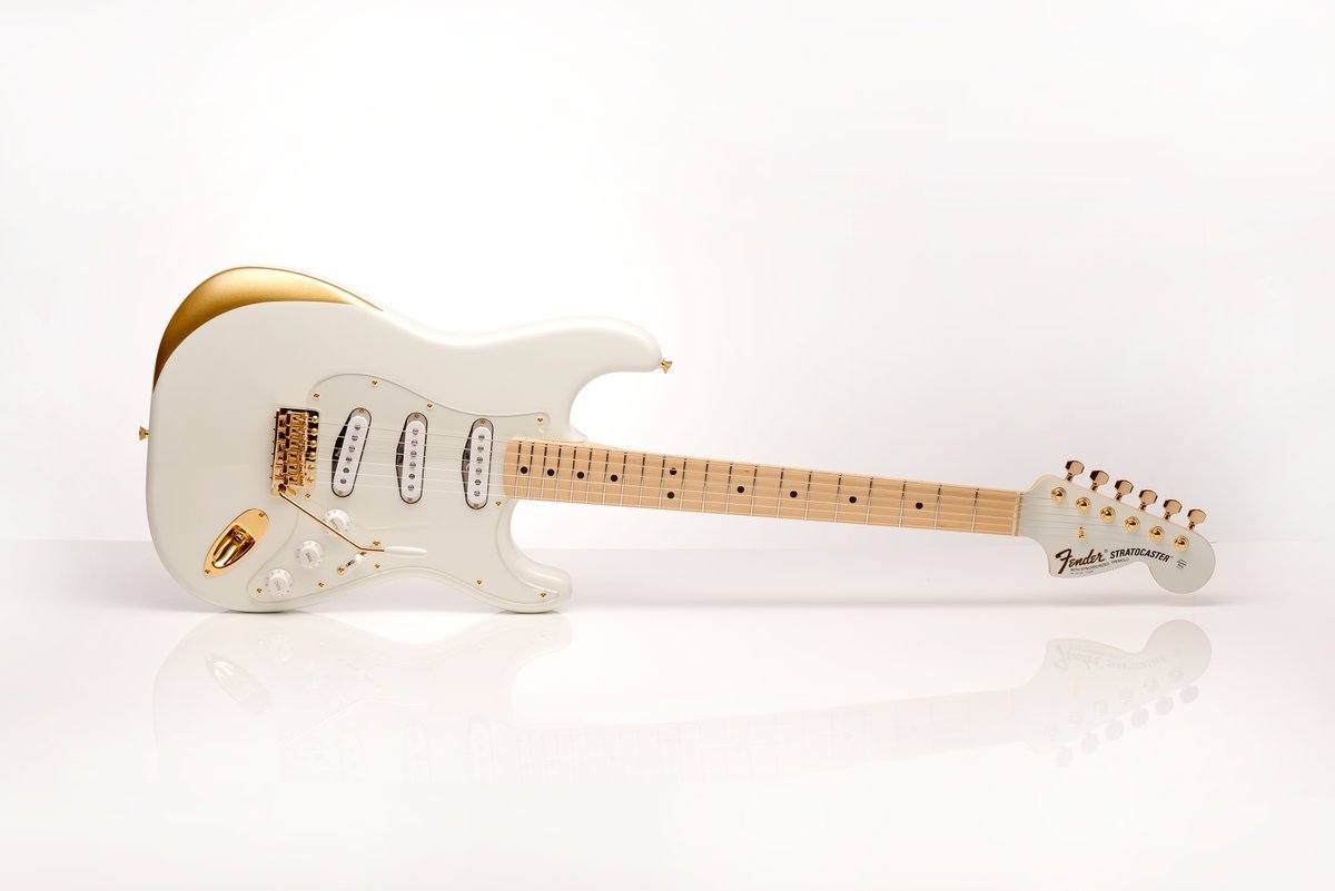 【Fender Ken Stratocaster® Experiment #1】L’Arc〜en〜Ciel Kenの新シグネイチャーモデルが登場！