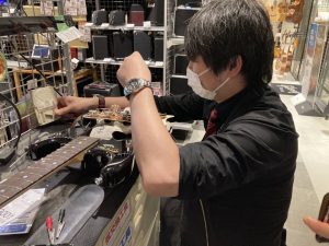 ギター担当植木の日記Vol1【James Tyler Super-Xの謎に迫る】