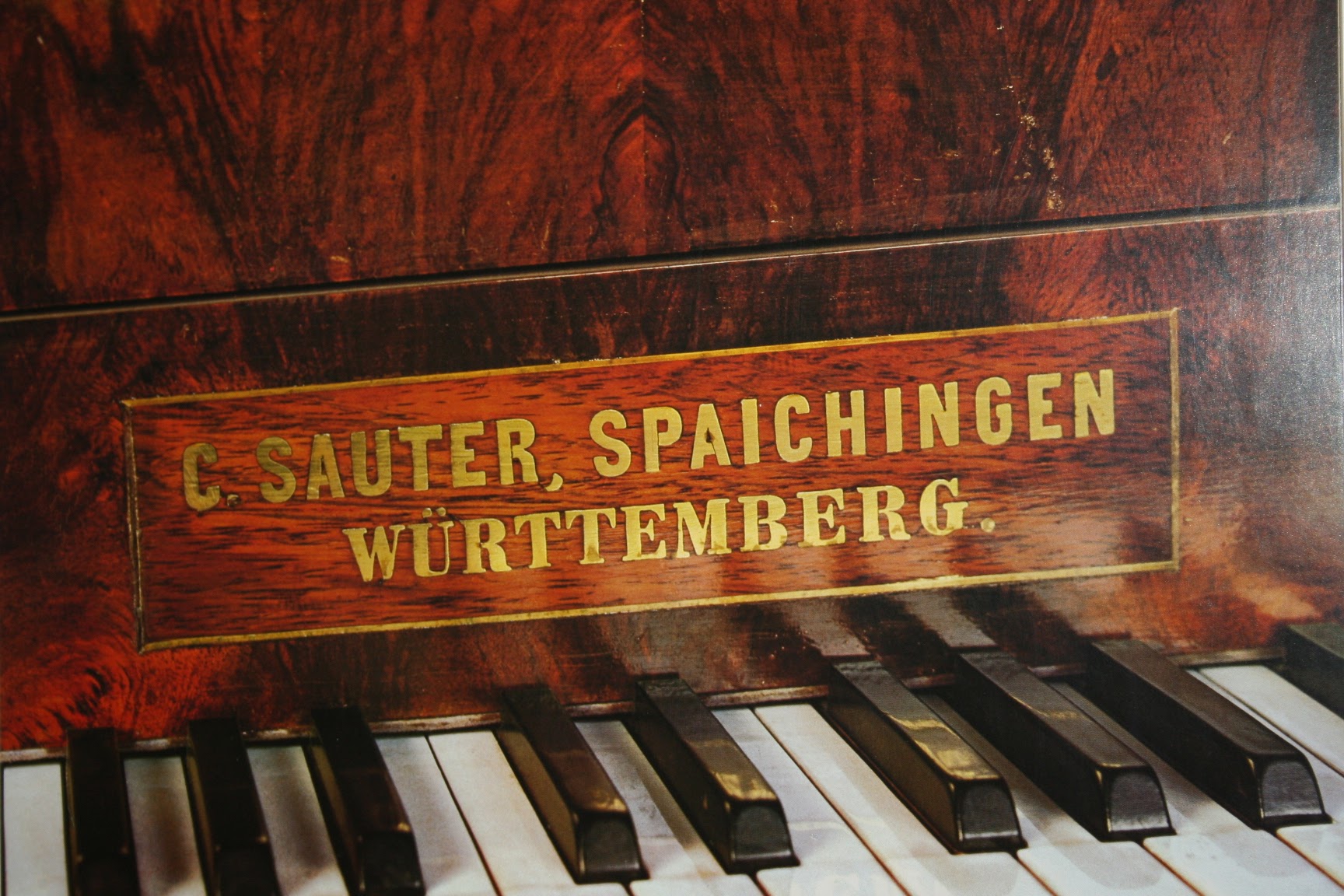 【SAUTER/ザウター】ドイツ伝統の音をぜひ体感ください　～主要モデル展示中～