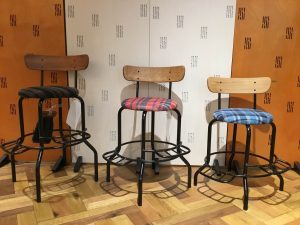 名古屋パルコ店でお洒落なギター専用チェアーお試し頂けます♪♪