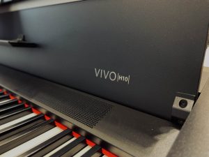 イタリアの総合楽器メーカーPROEL社の電子楽器ブランド「Dexibell（デキシーベル）」VIVO H10・H1 期間限定ラゾーナ川崎店にて展示!!!!