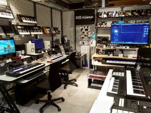 【DTM情報メインページ 島村楽器大阪梅田ロフト店】楽曲製作機材のご相談はお任せください！