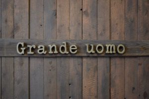 今話題の〝Grande uomo〟のギターストラップ！！新商品入荷しました！！（10/27更新）
