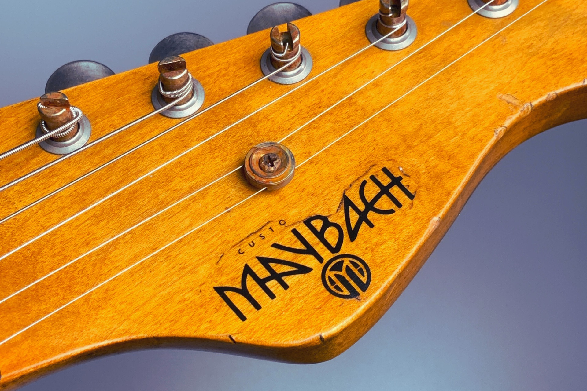【MayBachGuitarフェア開催中】知る人ぞ知るギターブランド「MayBach guitars」の魅力に迫る！！