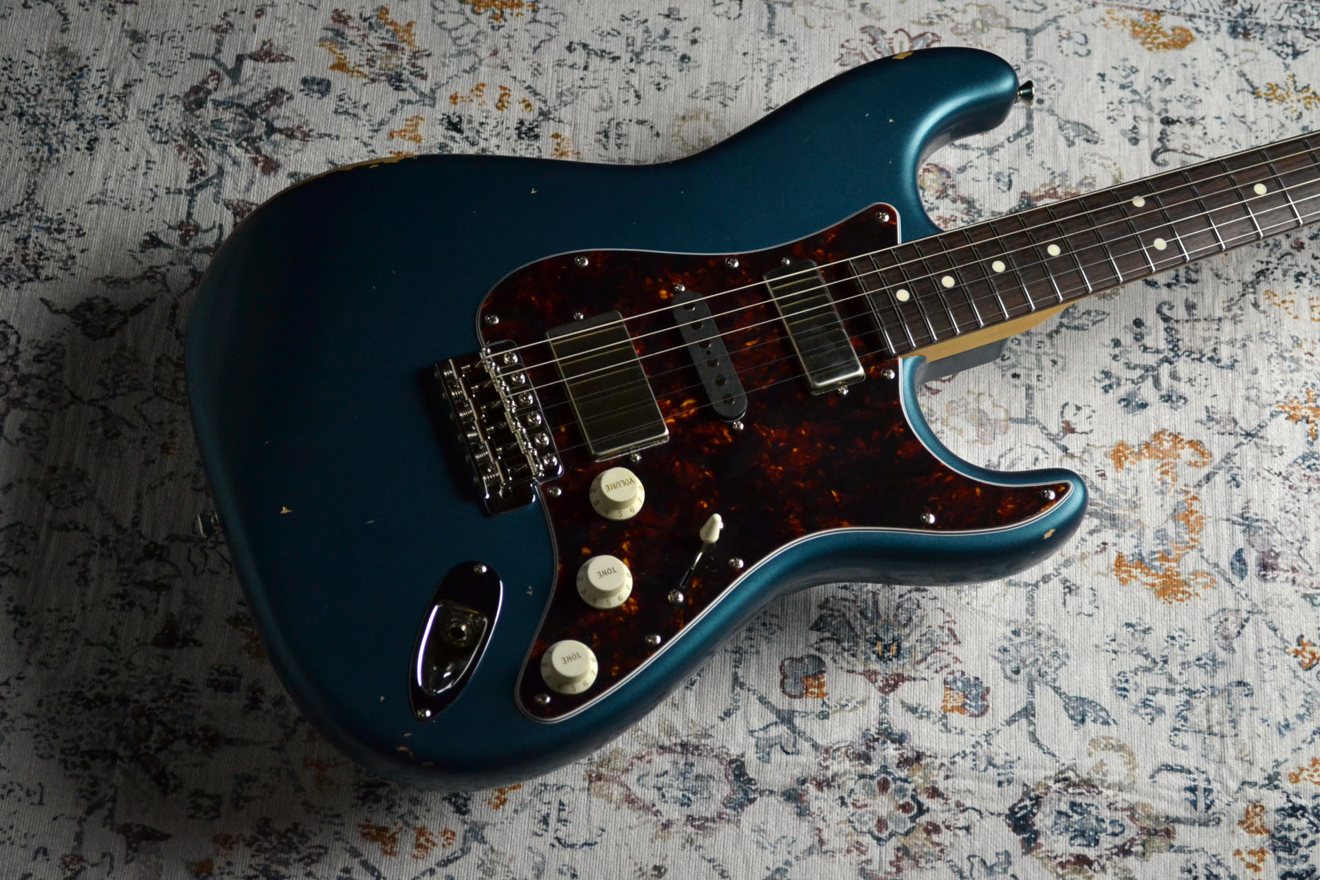 【エレキギター】抜群のサウンドとプレイアビリティ！「Providence dS205S RSV/LTD Ocean Turquoise Metallic」待望の入荷！