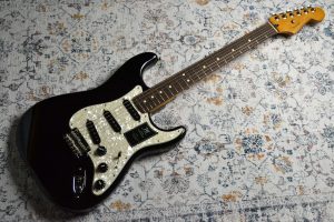【エレキギター】Fender ストラトキャスター70周年記念モデル「70th Anniversary Player Stratocaster」が入荷しました！