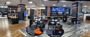 【国内初！】ショップインショップ、Frontier Space『Roland × Shimamura Kawasaki』がオープンいたしました！