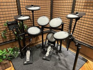 V-Drums史上最も静かな電子ドラム「VQD106」お試しいただけます。【有明ガーデン店】