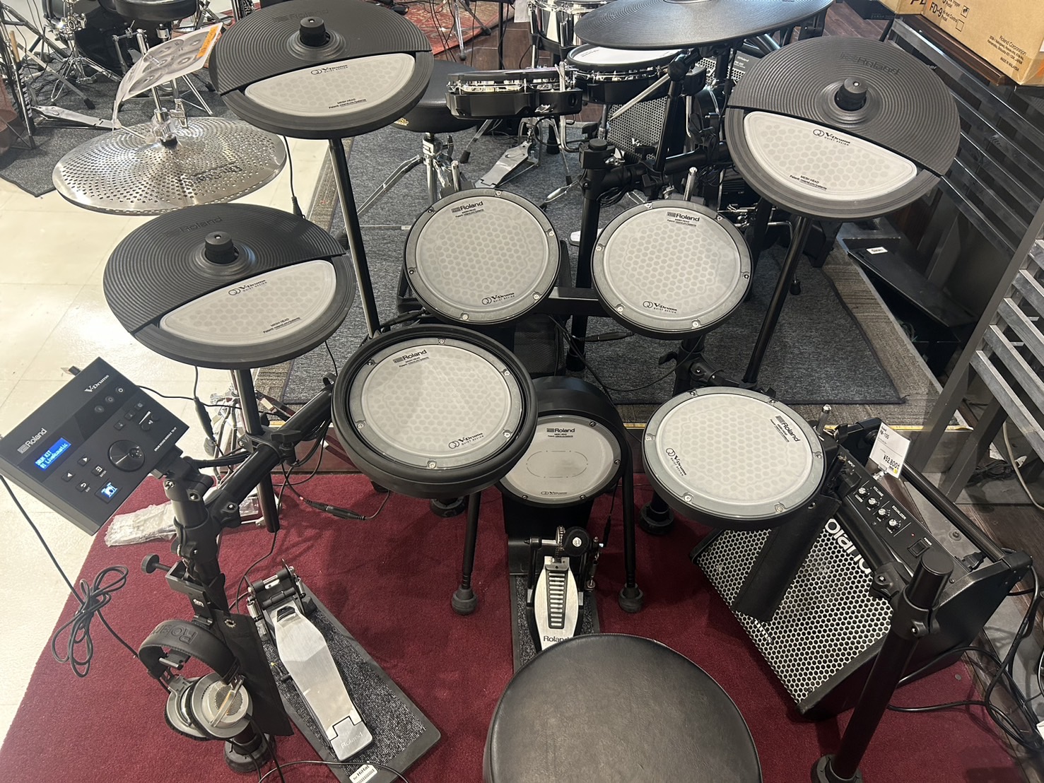 新たな消音電子ドラムVQD106登場！！新宿店で試奏できます！！
