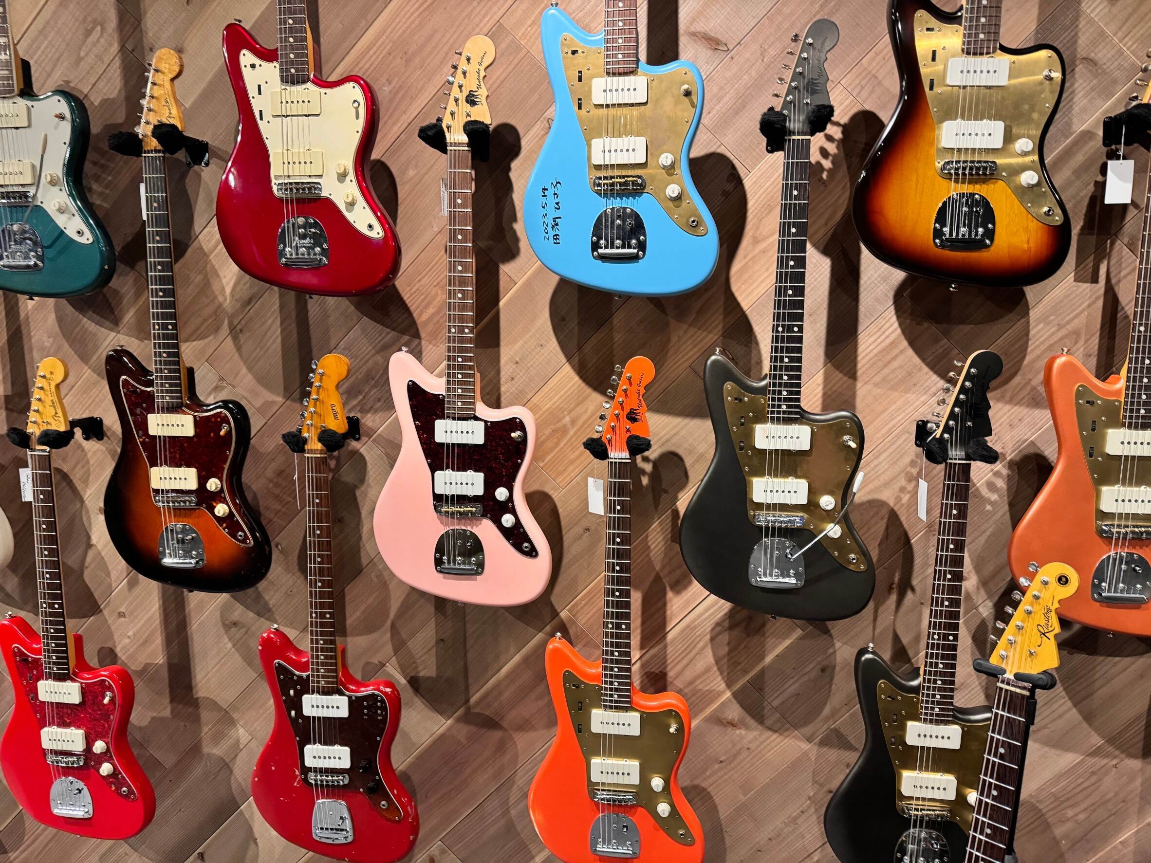 全ジャズマスター好きに捧ぐ。ジャズマスター専門店が作るjazzmasterタイプとは。