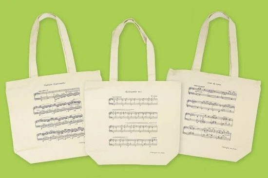 【ファンシーグッズ】楽譜が描かれたトートバック新発売！