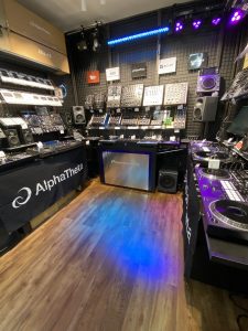 【島村楽器梅田茶屋町店】DJメインページ