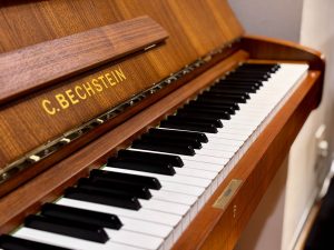 C.BECHSTEIN 12N 1967年製 中古アップライトピアノが入荷しました
