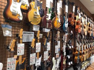 【エレキベース】初心者におすすめの機種揃ってます！店頭展示品のご紹介