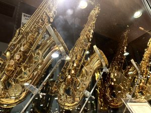 【2025年10月最新】サックス展示ラインナップ一覧【市川コルトンプラザ店】