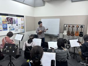 ウクレレサークル「上を向いて歩こう」・開催レポート🎵