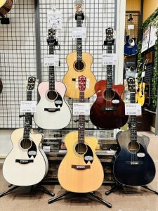 🌸HEADWAY「桜ギター」フェア開催中！🌸