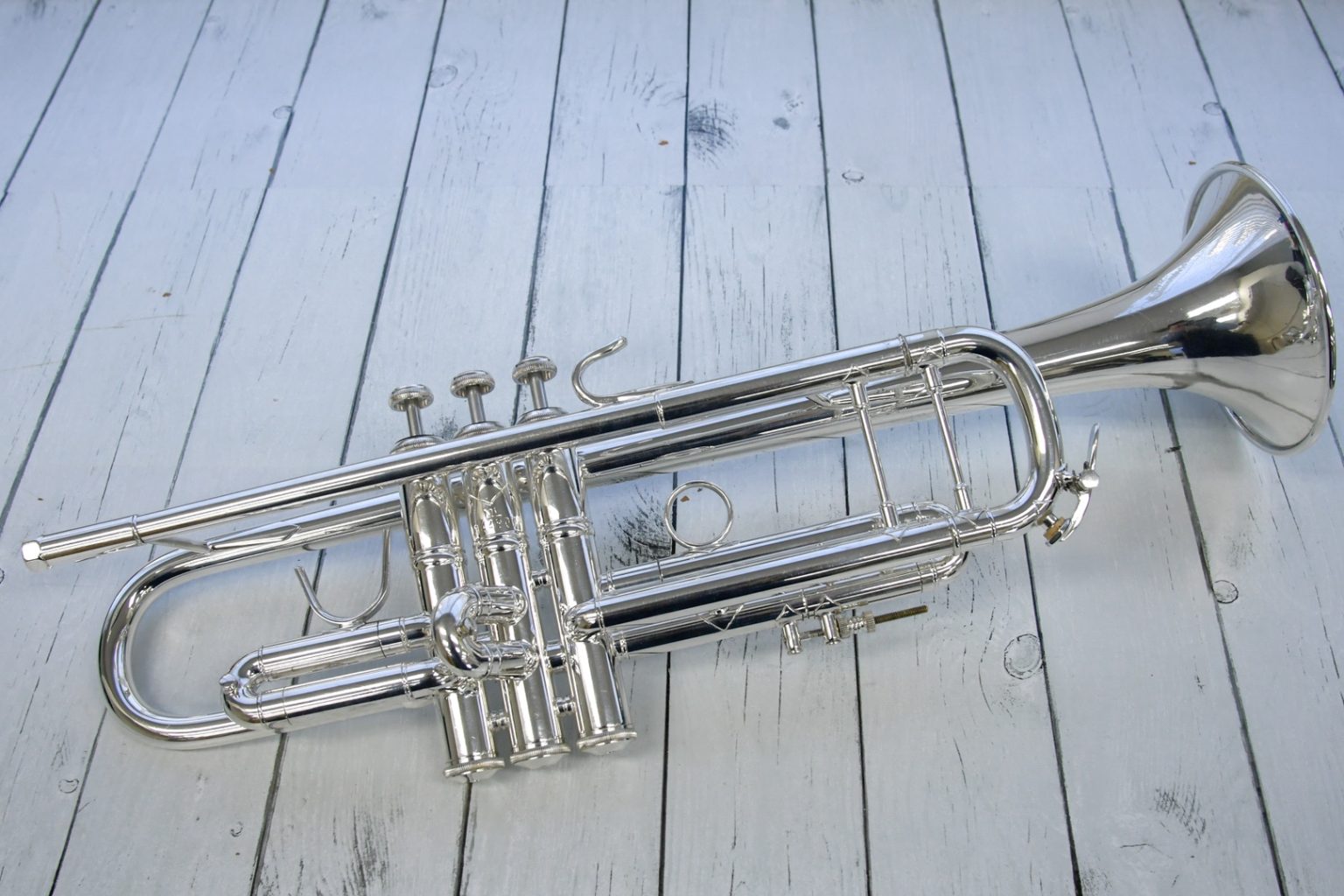 中古楽器情報】Bach『180ML37SP（トランペット）』入荷致しました