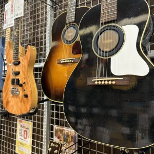 3月時点　希少中古ギター・ベースをご紹介