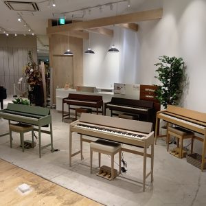【イベント終了いたしました】カリモク家具の担当者が語る、家具仕立てピアノ「きよら」のこだわりトークショー開催！