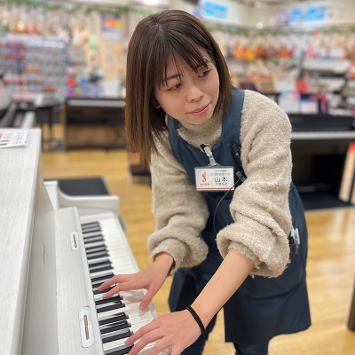 【福岡・博多でピアノを選ぶなら！】ピアノアドバイザーがご来店の際にご案内できます　アミュプラザ博多店で電子ピアノを選びませんか？