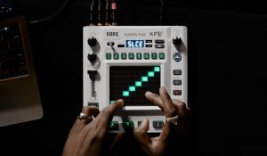 【新製品】KAOSS PADがデュアルタッチ操作へ進化！KORG KAOSS PAD V ご予約受付中！