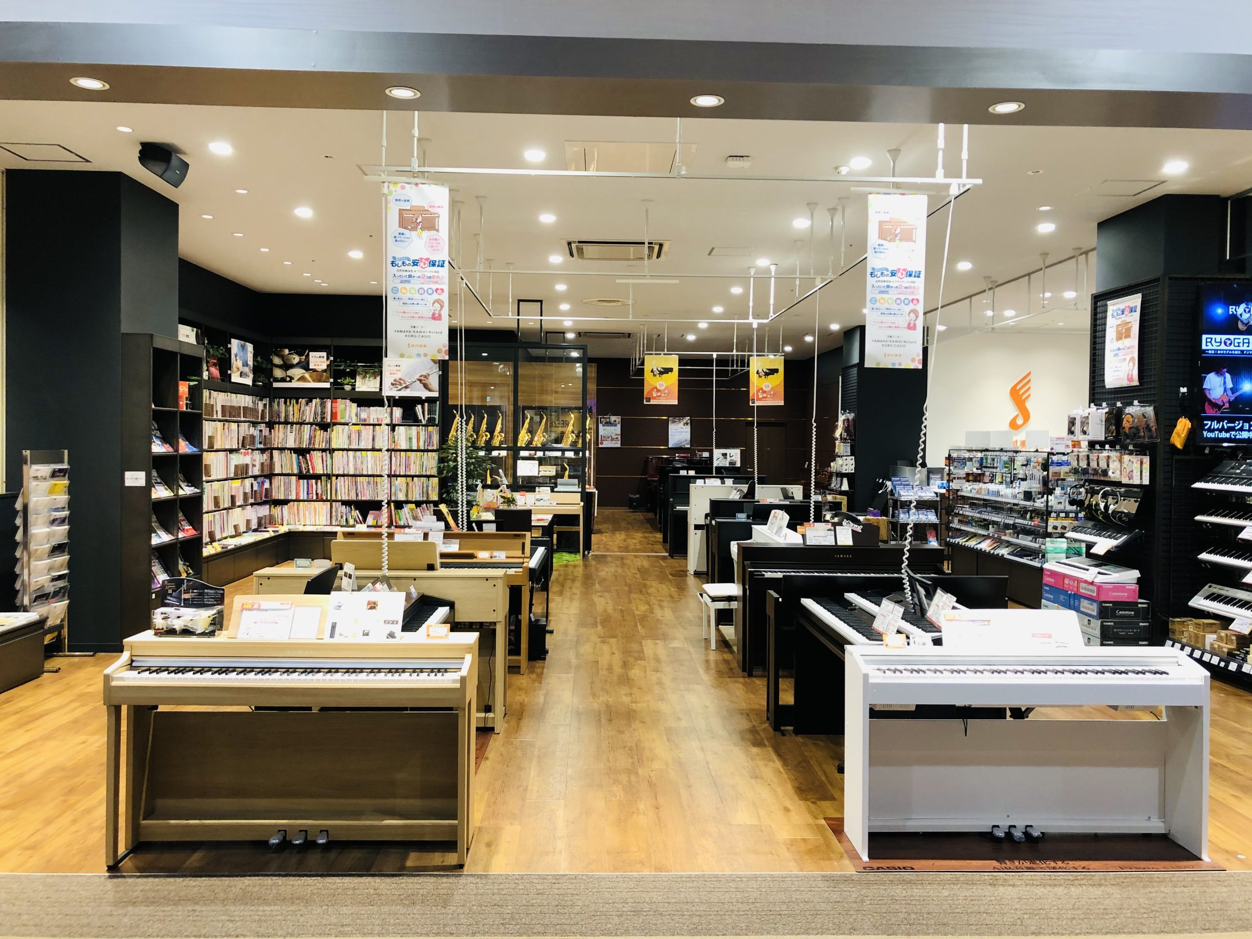 【電子ピアノ情報総合ぺージ】沖縄県でピアノを探すならイオンモール沖縄ライカム店へ　　ー26/8/21更新