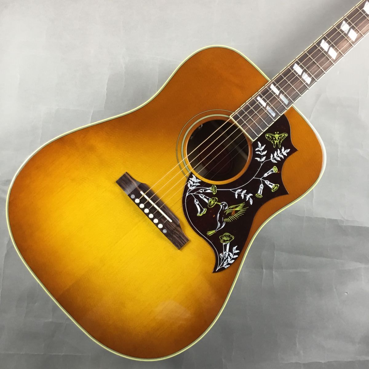 憧れのGibsonアコースティックギター、店頭ラインナップのご紹介