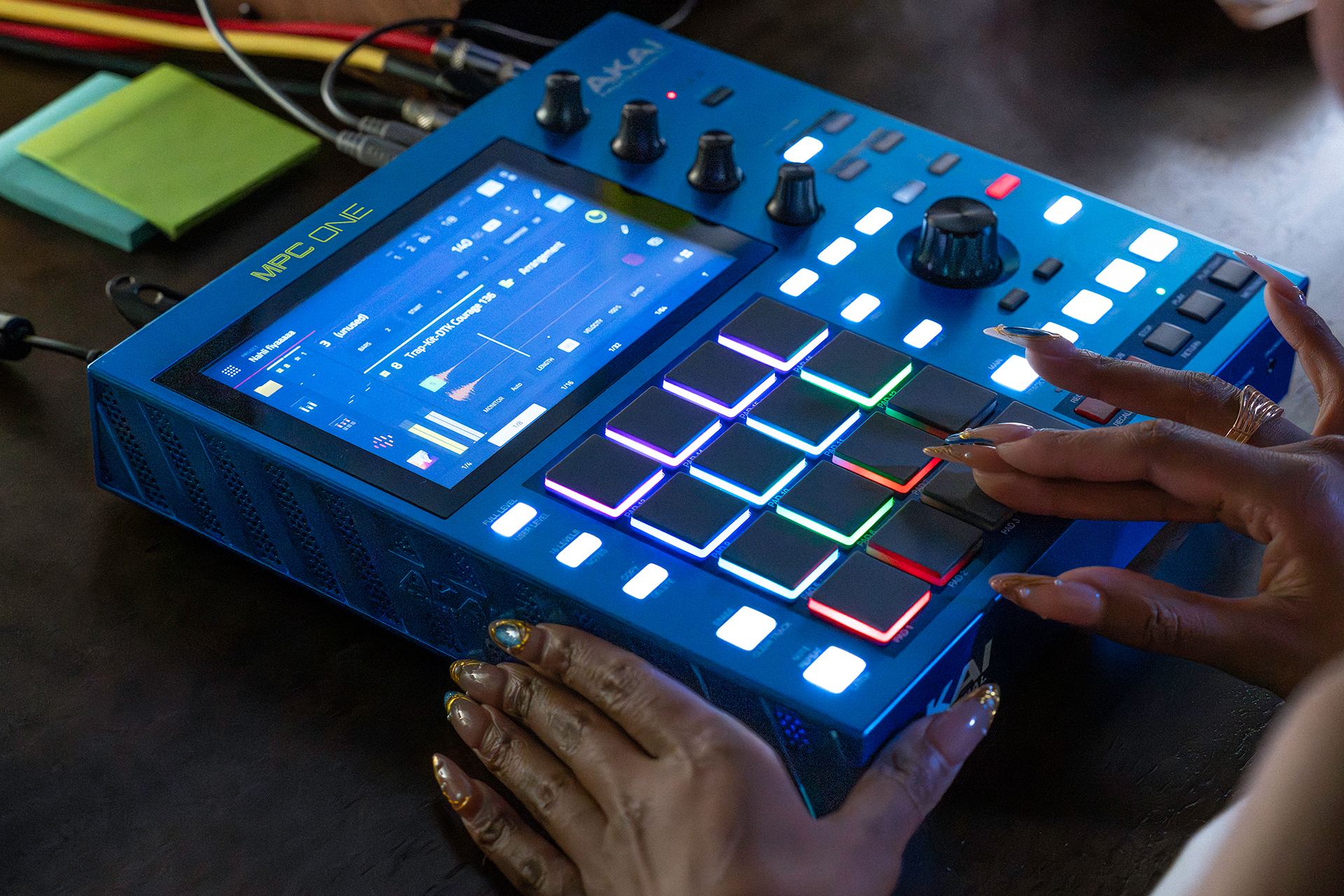 【新製品】AKAI「MPC ONE G2」が登場！圧倒的なパワーアップを遂げた次世代スタンドアローンMPC。店頭でお試しできます