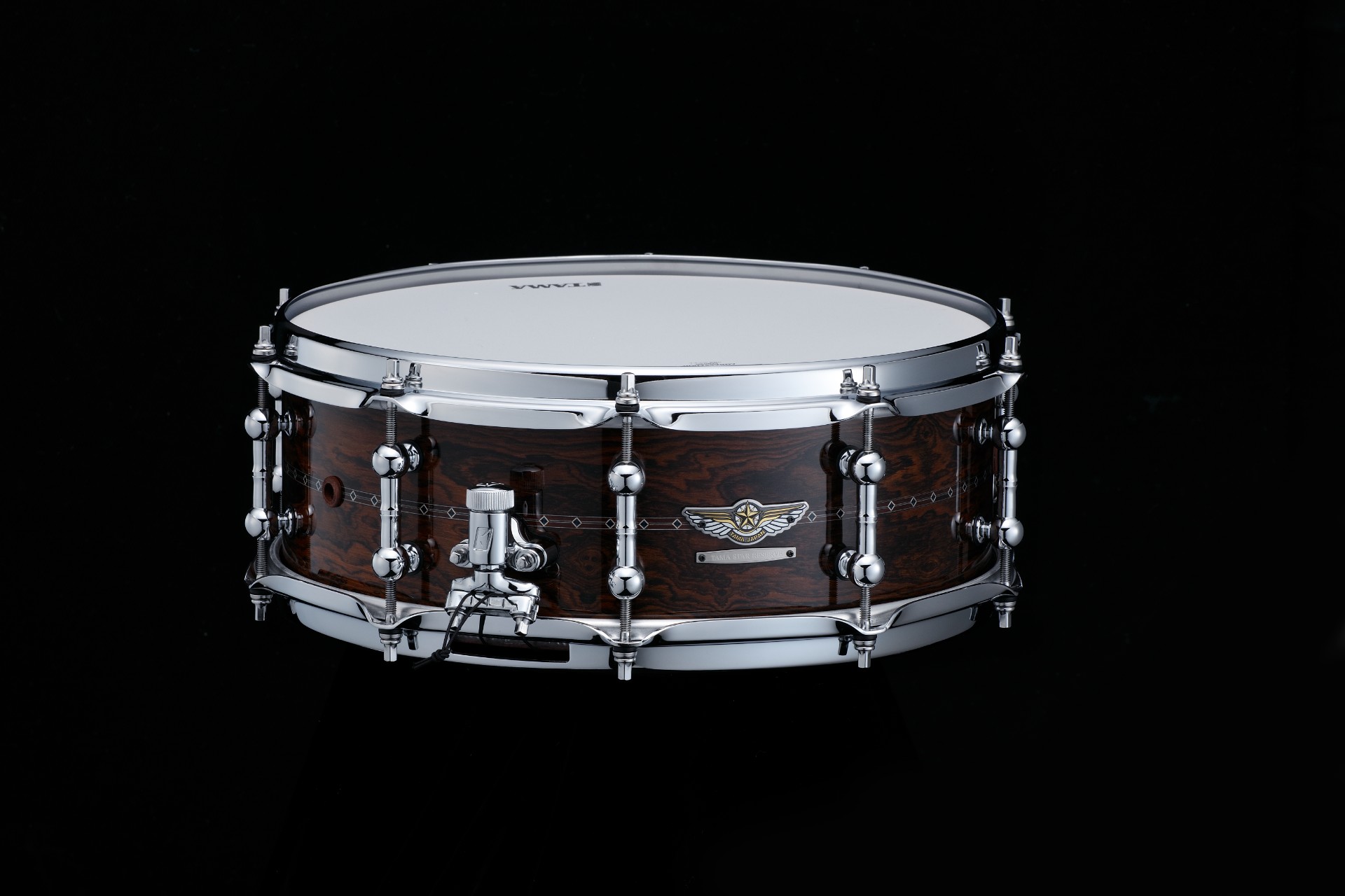 芯のある明瞭なサウンドと気品あるルックス！TAMA限定スネア「STAR Reserve TBWS145S-GCD」をご紹介