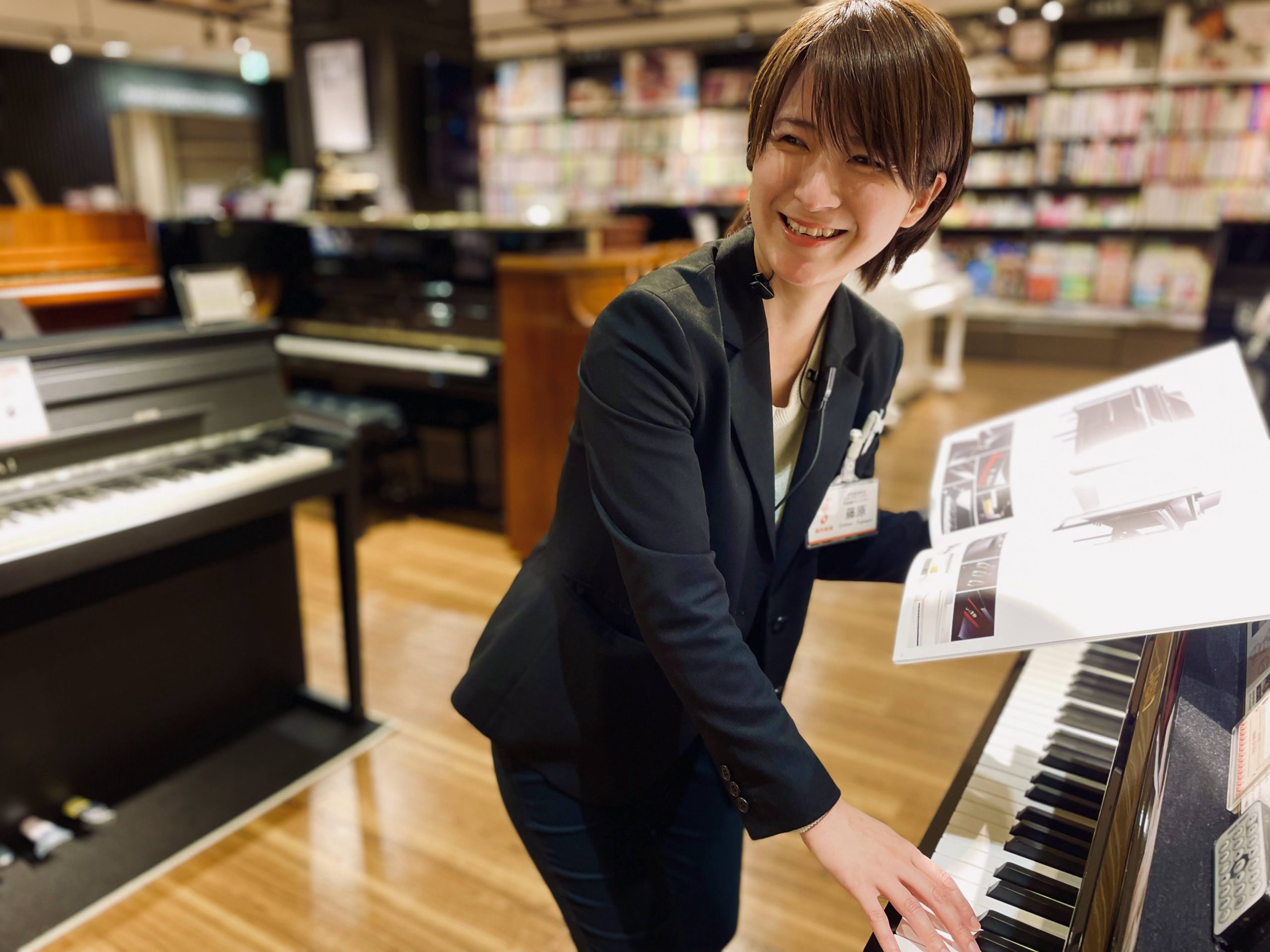 ＜ピアノ選びのベストアドバイザー＞島村楽器にはピアノの専門スタッフが常駐しています。