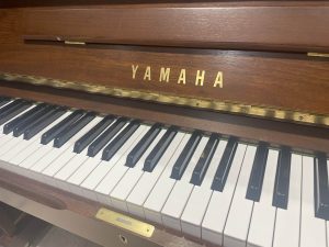 【YAMAHA　中古アップライトピアノ　W120BWご紹介♪】