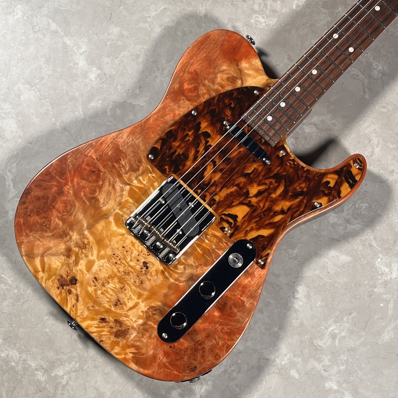 【新品】
momose 【ラストワン】MT2-SAKURA BURL TW/R【現物画像/≒3.41kg】

￥400,400 