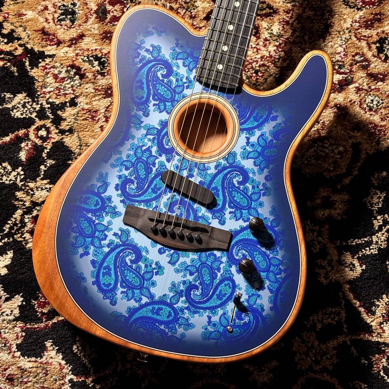 【新品】
Fender FSR American Acoustasonic Telecaster Streaked Ebony Fingerboard Blue Paisley

￥352,000 