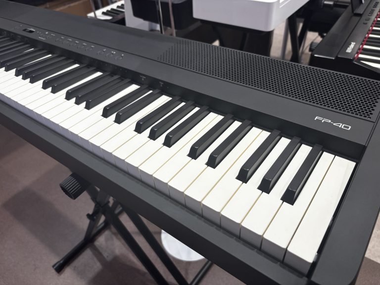 新発売‼Roland FP-40｜練習を楽しく続けたい方におすすめのデジタルピアノ