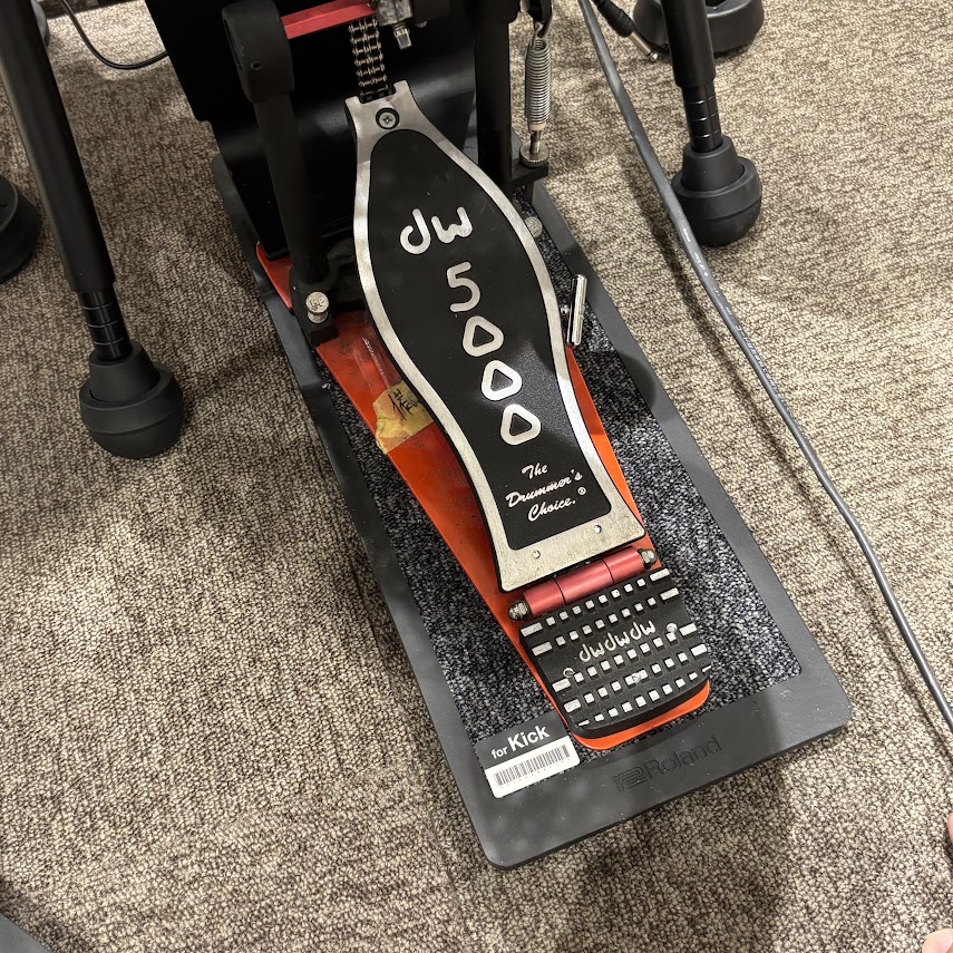 キックに使用したNEQ